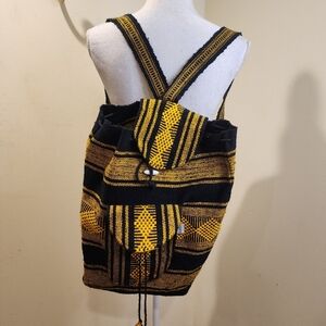 ARTESANIAS LILLO Geometric Black and Yellow Backpack